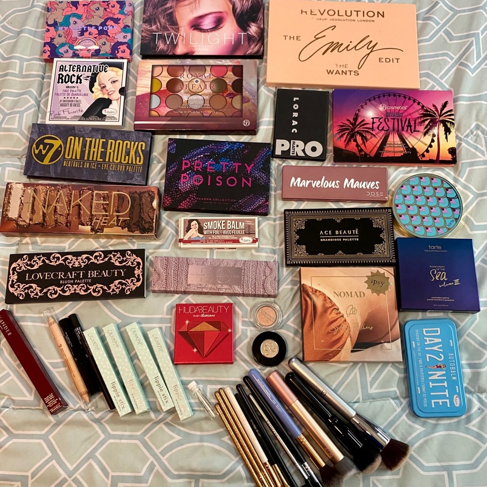 Huge Makeup Lot! 🥰🥰